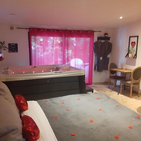 La Chambre Des Songes Saze  Ngoại thất bức ảnh